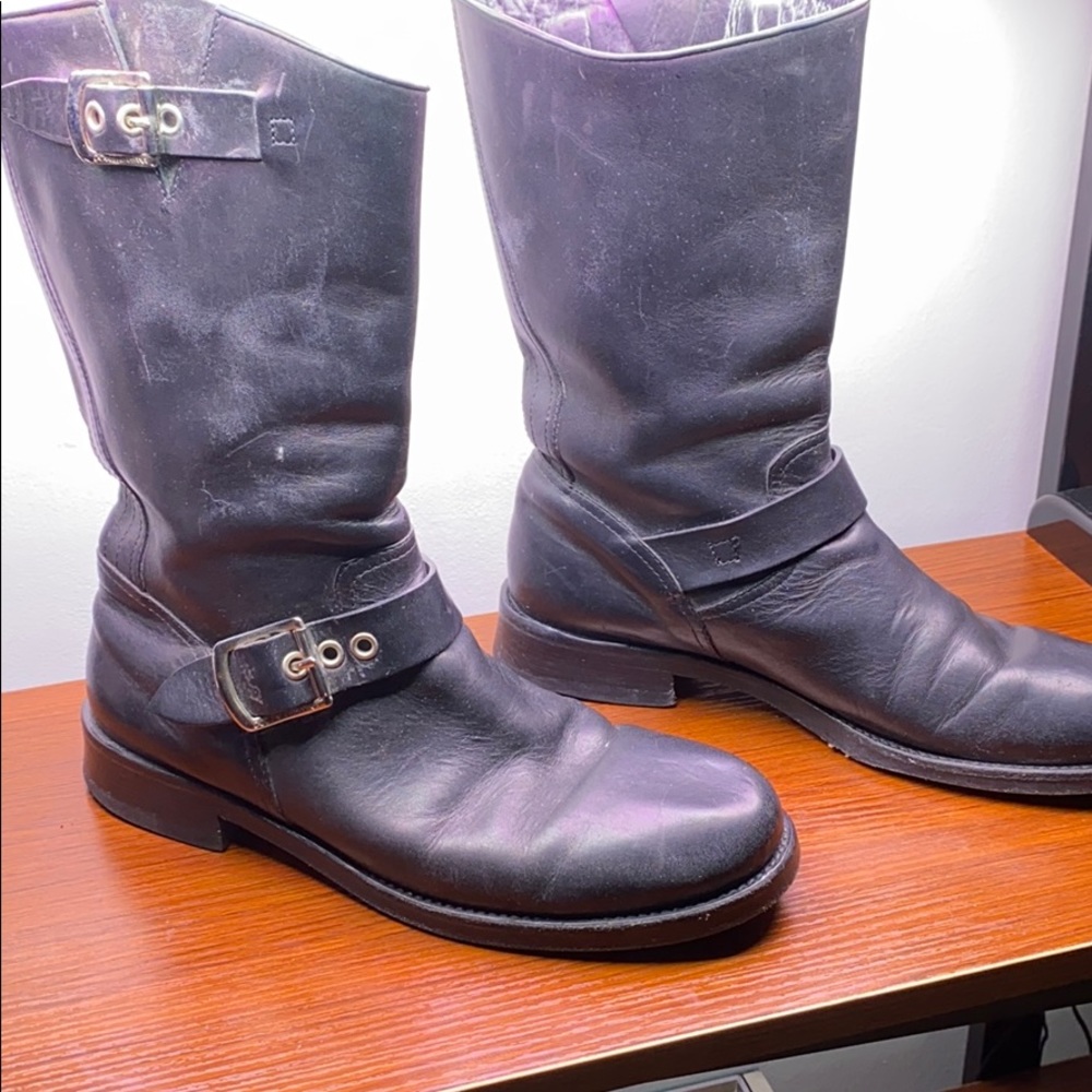 Dolce and Gabbana Leather Combat boots